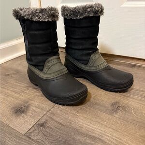 Women's NorthFface Black and Gray Winter Boots size 8